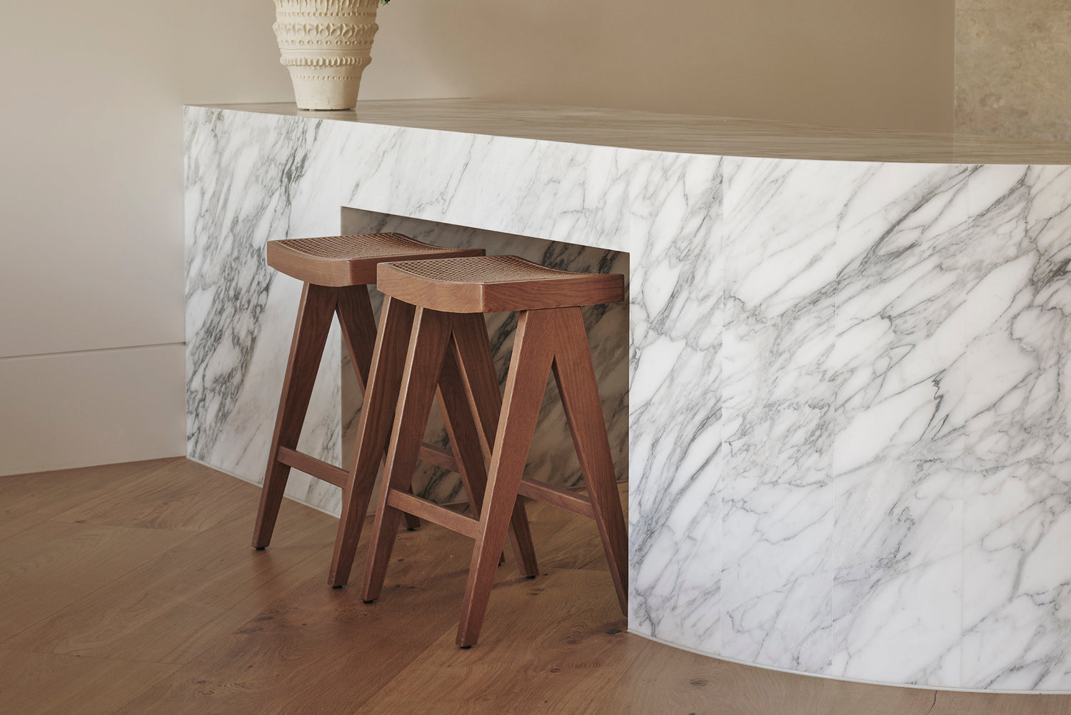 Galleria Backless Bar Stool