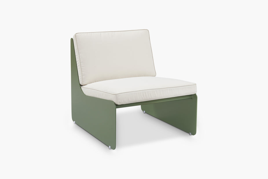 Outdoor Dougie Lounge Chair