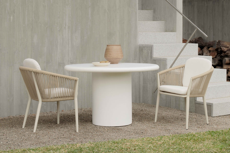 Outdoor Jean De Round Dining Table