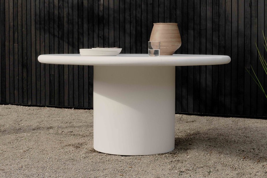 Outdoor Jean De Round Dining Table