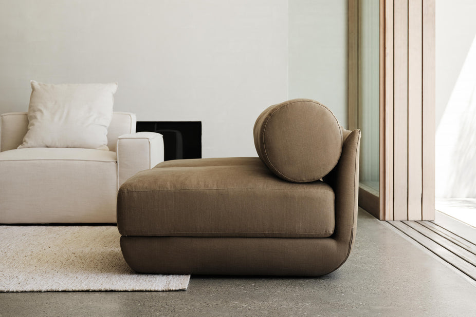 Belero Slipper Chair